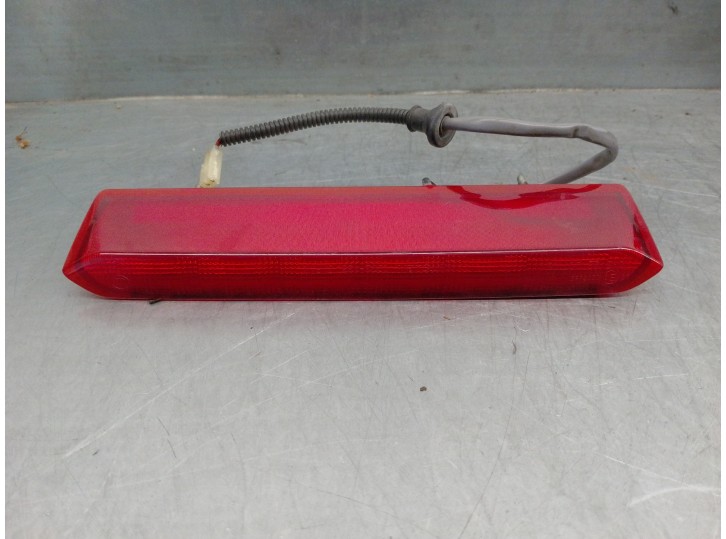 Recambio de luz central de freno para subaru outback (b15) 2.0 diesel cat referencia OEM IAM 84751AL000  