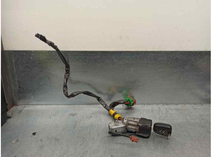 Recambio de conmutador de arranque para citroën c5 berlina 1.6 16v hdi fap referencia OEM IAM 9652781780 DELPHI