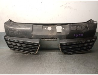 Recambio de rejilla delantera para renault clio ii furgoneta/hatchback (sb0/1/2_) 1.5 dci referencia OEM IAM 8200083138 82000831