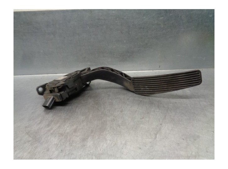 Recambio de potenciometro pedal para chrysler 300 c 3.0 crd cat referencia OEM IAM 04861714AA 6PV93390304 HELLA