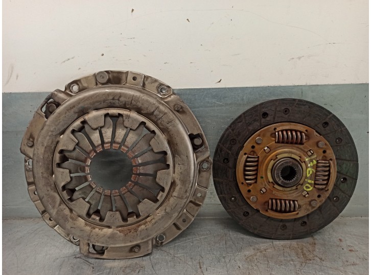 Replacement clutch kit for Daewoo Lanos 1.4 cat OEM IAM reference 96211129 VALEO