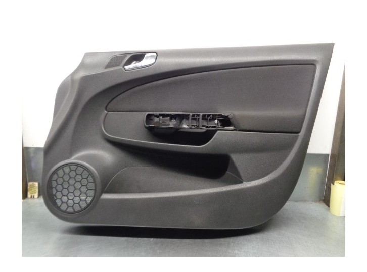 Replacement front right door panel trim for opel corsa d 1.3 16v cdti OEM IAM reference 13232903 