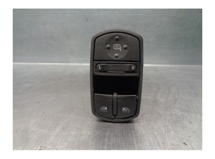 Recambio de mando elevalunas delantero izquierdo para opel corsa d 1.3 16v cdti referencia OEM IAM 13258521AA 