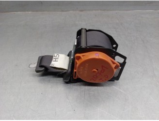 Recambio de cinturon seguridad trasero central para subaru outback (b15) 2.0 diesel cat referencia OEM IAM 64680AL010VH  5 PUERT