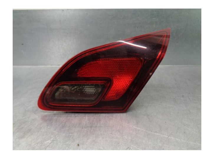 Recambio de piloto trasero derecho para opel astra j lim. 1.6 cdti dpf referencia OEM IAM 1222212 PORTON