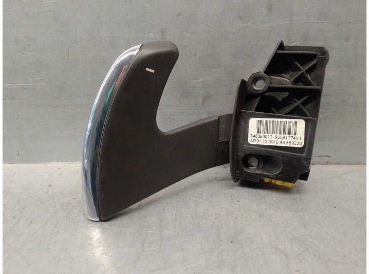 Recambio de mando volante para citroën c4 grand picasso 2.0 hdi fap referencia OEM IAM 96591774XT 96591774XT 