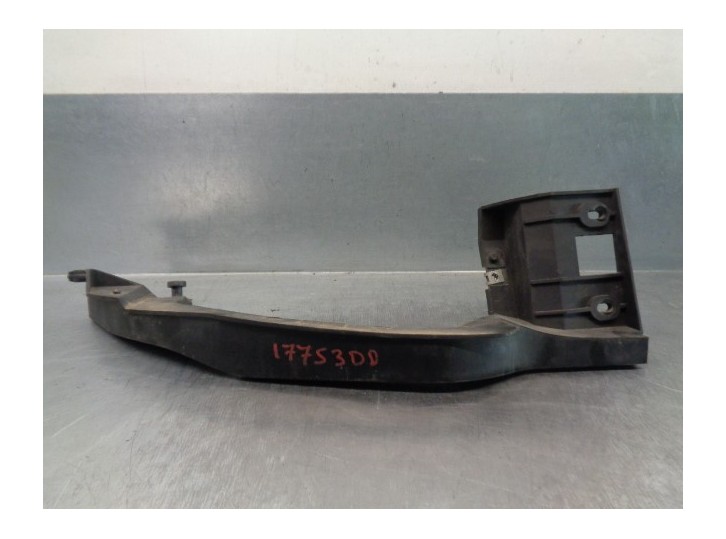 Recambio de soporte faro derecho para ford puma (cce) 1.4 16v cat referencia OEM IAM V97FB13K079AH  