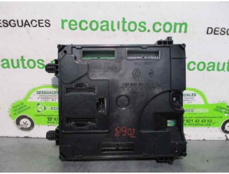 Recambio de caja reles / fusibles para renault laguna iii 2.0 dci diesel cat referencia OEM IAM 284B10046R A2C53186521 SIEMENS