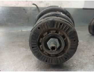 Replacement front right shock absorber for Opel Astra J Lim. 1.6 CDTi DPF OEM IAM reference 13354030 