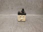 Recambio de mando elevalunas delantero derecho para chrysler sebring (jr) 2.0 referencia OEM IAM 04760857 04760857 