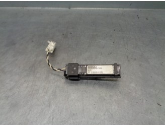 Recambio de antena para mazda 3 lim. (bl) 2.2 turbodiesel cat referencia OEM IAM BBM2676N0 