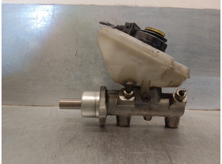 Recambio de bomba freno para ford puma (cce) 1.4 16v cat referencia OEM IAM YS612K478AA 03350884611 