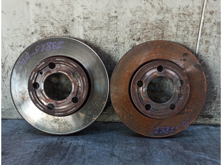 Replacement front brake disc for Skoda Fabia (6Y2/6Y3) 1.2 12V OEM IAM reference 