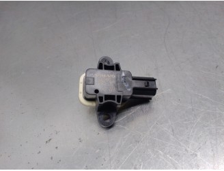 Replacement airbag sensor for Volvo V60 estate 2.0 diesel cat OEM IAM reference 30798030 