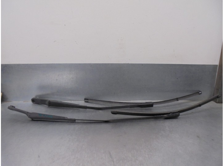 Recambio de brazo limpia delantero derecho para audi a6 lim. (4g2) referencia OEM IAM 4G1955407C 4G1955408C 