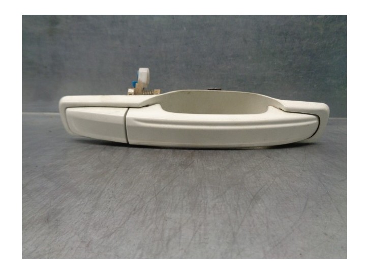 Recambio de maneta exterior trasera derecha para ssangyong rexton w 2.0 td cat referencia OEM IAM 7344008D00OAR  