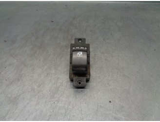 Recambio de mando elevalunas trasero izquierdo para ssangyong rexton w 2.0 td cat referencia OEM IAM 202008279  