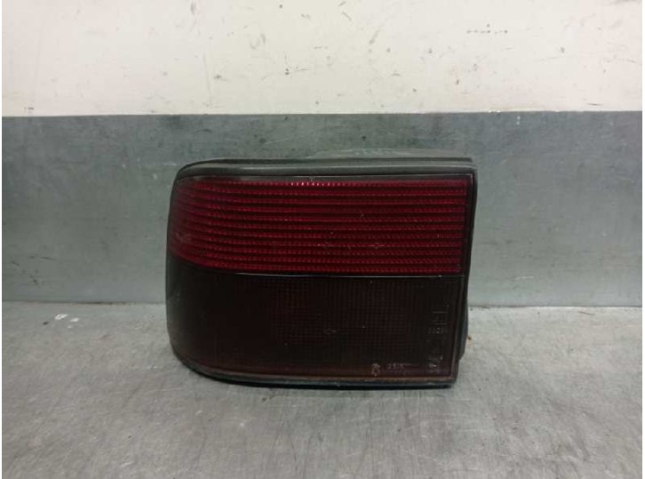 Recambio de piloto trasero izquierdo para renault 21 berlina (b/l48) txe referencia OEM IAM 7701034262 5 PUERTAS