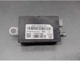 Replacement amplifier for volvo v60 kombi 2.0 diesel cat OEM IAM reference P30761696 7CP118C847CA 