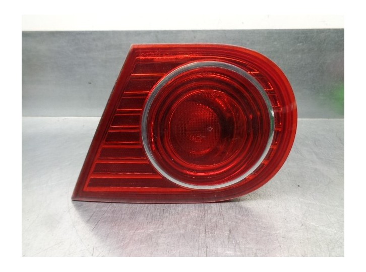 Replacement right rear light for Kia Opirus 3.5 V6 CAT OEM IAM reference 924023F080 TAILGATE