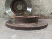 Recambio de disco freno delantero para renault clio i fase i+ii (b/c57) 1.2 referencia OEM IAM 