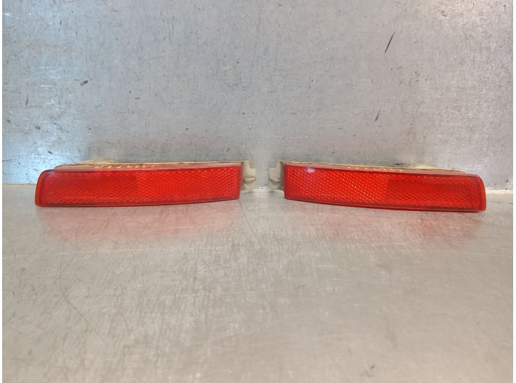 Recambio de piloto trasero derecho para nissan juke (f15) 1.6 referencia OEM IAM 265605C000 265605C000 KOITO