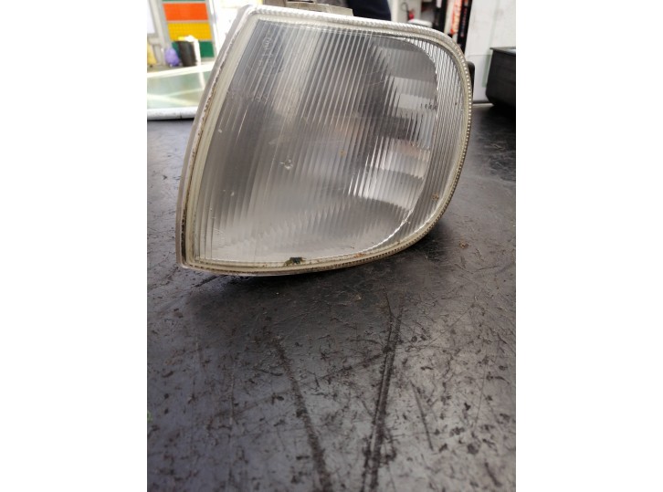 Replacement front left indicator light for Volkswagen Polo Saloon (6n1) 1.6 OEM IAM reference 6N0953049C 