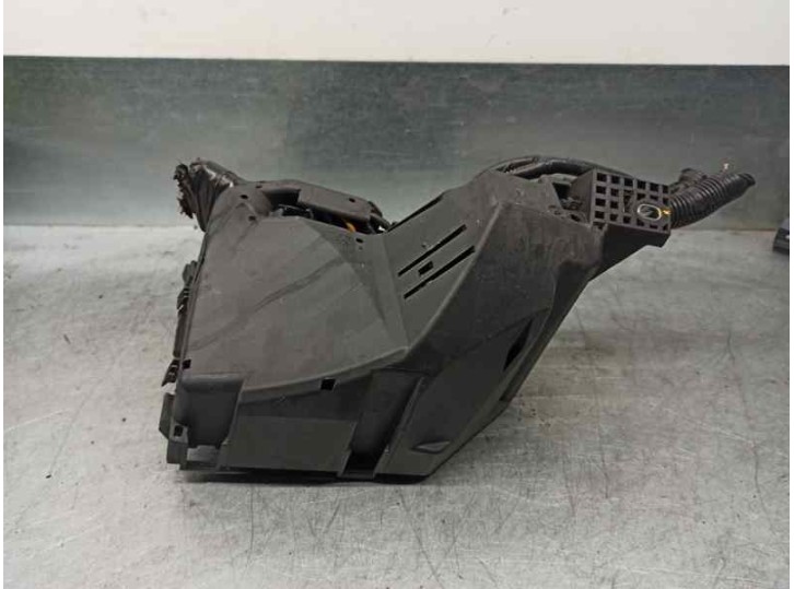 Recambio de caja reles / fusibles para ford mondeo ber. (ca2) 2.0 tdci cat referencia OEM IAM 6G9T14A067AB 