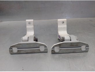 Recambio de bisagra puerta para volvo v60 kombi 2.0 diesel cat referencia OEM IAM 31218524  