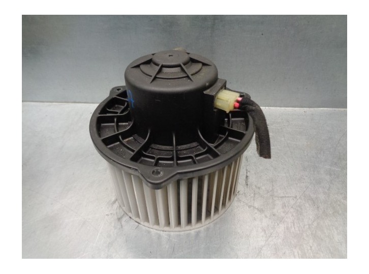 Recambio de motor calefaccion para kia opirus 3.5 v6 cat referencia OEM IAM 971123F000  