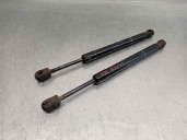 Replacement boot / tailgate struts for Audi A6 Saloon (4F2) 2.7 V6 24V TDI OEM IAM reference 4F5827552G 