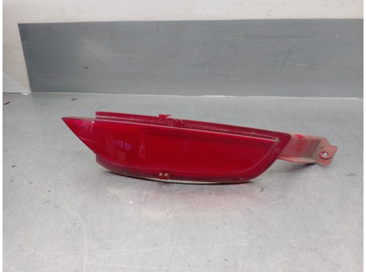 Recambio de piloto trasero derecho paragolpes para ford fiesta (cb1) 1.25 16v cat referencia OEM IAM 8A6117A849AB  