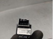 Recambio de mando elevalunas delantero derecho para volvo v60 kombi 2.0 diesel cat referencia OEM IAM 31272012  