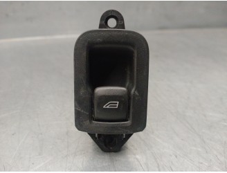 Recambio de mando elevalunas trasero derecho para volvo v60 kombi 2.0 diesel cat referencia OEM IAM 31272013 