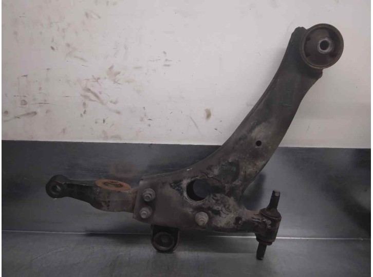 Replacement front left lower suspension arm for Kia Opirus 3.5 V6 CAT OEM IAM reference 545003F000 