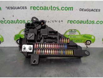 Recambio de caja reles / fusibles para bmw serie 5 berlina (e60) 520d referencia OEM IAM 6906618 