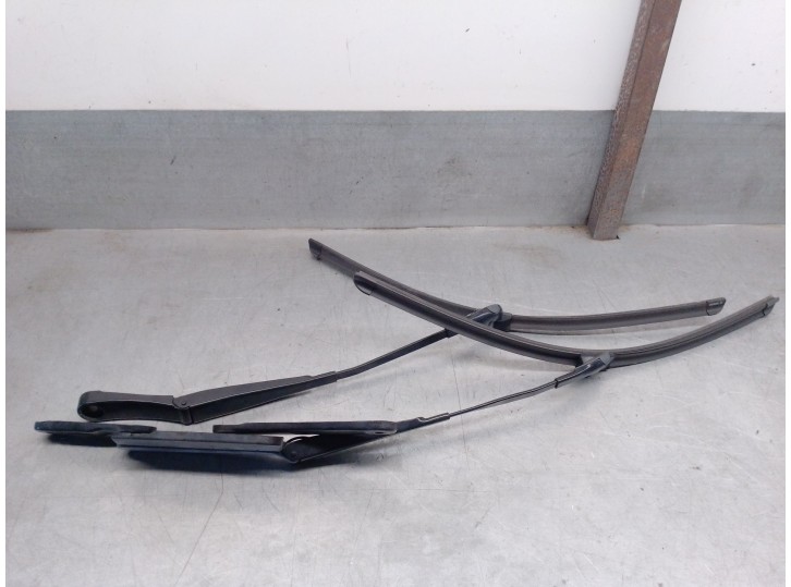 Recambio de brazo limpia delantero derecho para porsche cayenne (92a) 4.2 s diesel referencia OEM IAM 7P0955410B 95862802900 