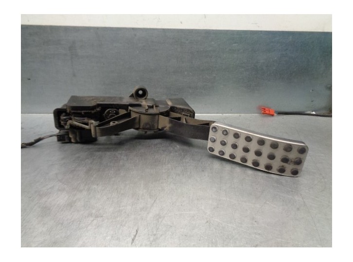 Recambio de potenciometro pedal para mercedes-benz clase b (w245) 2.0 cat referencia OEM IAM A1693000504  