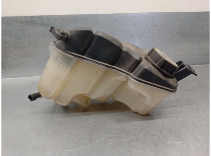 Replacement expansion tank for Volvo V60 estate 2.0 Diesel CAT OEM IAM reference 6G918K218CD 