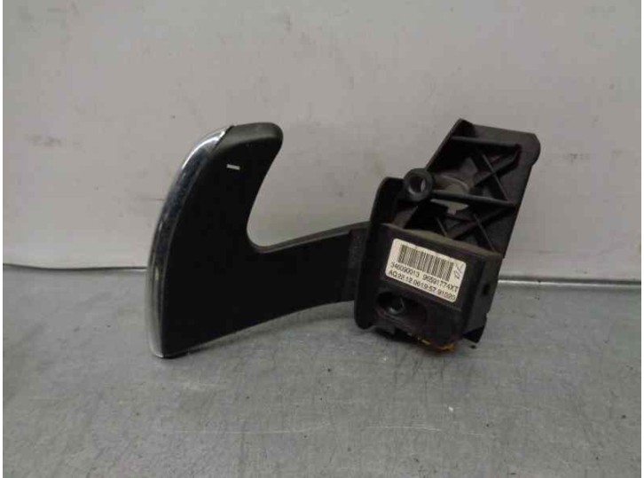 Recambio de mando volante para citroën c4 berlina collection referencia OEM IAM 96591774XT 