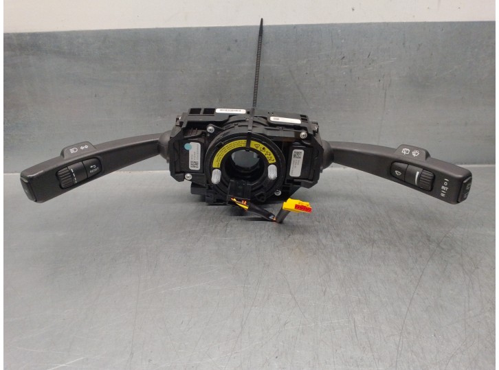 Recambio de mando luces para volvo v60 kombi 2.0 diesel cat referencia OEM IAM 31327903 