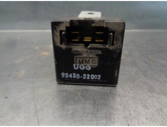 Replacement relay for Hyundai H 100 2.5 Diesel OEM IAM reference 9543022002 