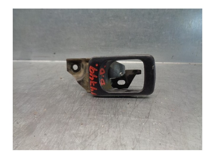 Recambio de maneta interior delantera derecha para hyundai h 100 2.5 diesel referencia OEM IAM 8262043301LK  