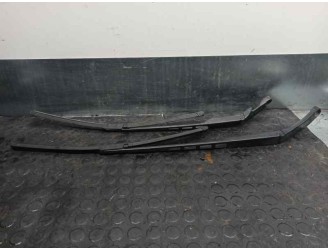 Recambio de brazo limpia delantero derecho para audi a6 berlina (4f2) 2.7 v6 24v tdi referencia OEM IAM 4F1955408B 