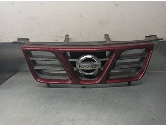 Recambio de rejilla delantera para nissan x-trail (t30) 2.2 16v turbodiesel cat referencia OEM IAM 623108H700 