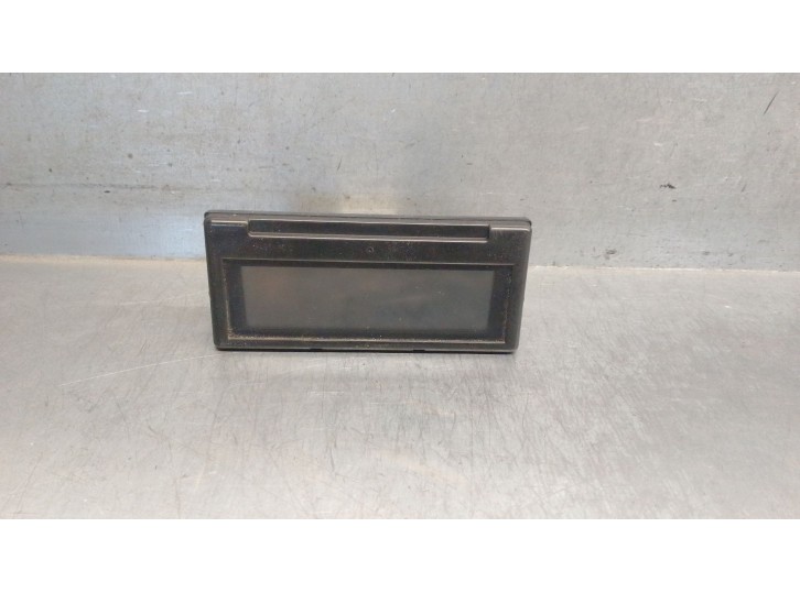 Replacement multifunction display for Volvo V50 Estate 2.0 D Kinetic OEM IAM reference 30679647 36001467 