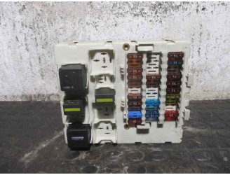 CAJA RELES / FUSIBLES 2TIT14A073BC 518774104 