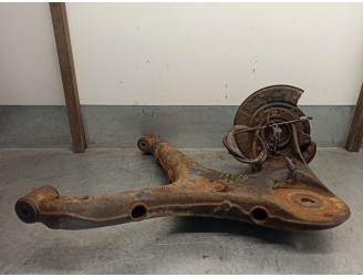 Recambio de mangueta trasera derecha para mercedes-benz vito (w639) basic, combi 2.1 cdi cat referencia OEM IAM A6393503105  CES