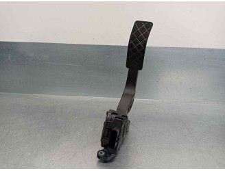 Accelerator pedal potentiometer replacement part for Audi A6 sedan (4F2) 2.7 V6 24V TDI OEM IAM reference 8K1723523 6PV00950501 