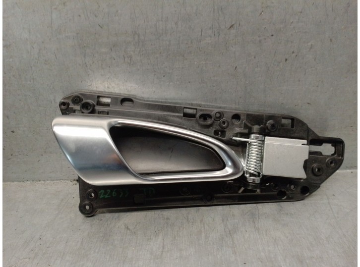 Replacement rear right interior door handle for Porsche Cayenne (92A) 4.2 S Diesel OEM IAM reference 7P5837020F 
